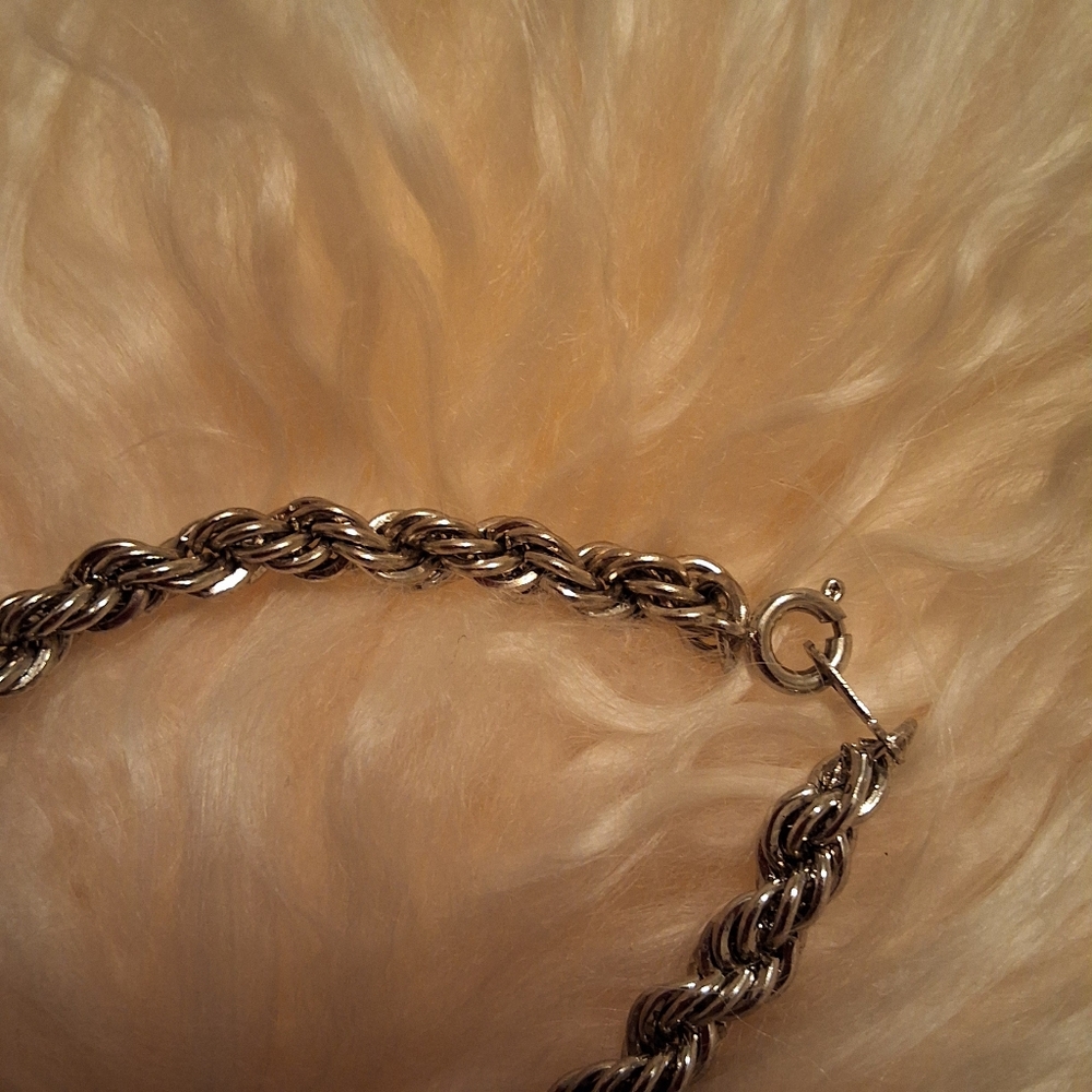 FASHION ROPE CHAIN NECKLACE - Picture 2 of 3